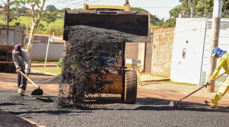Prefeitura tapa mais de 6 mil buracos em quatro dias