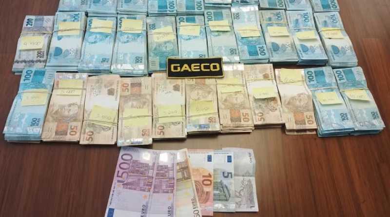 Pai e irmãos de deputado são presos em operação contra jogo do bicho em MS