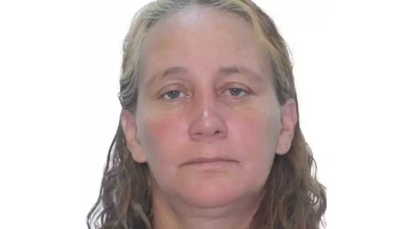 Prima e comparsa são presos por matar mulher que descobriu cocaína escondida  no guarda-roupa