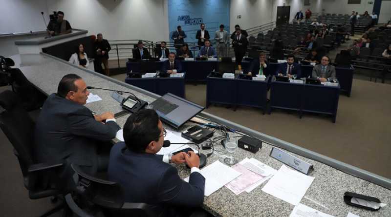 Veto do Executivo a projeto que barra reajuste da taxa do lixo será votado no dia 3