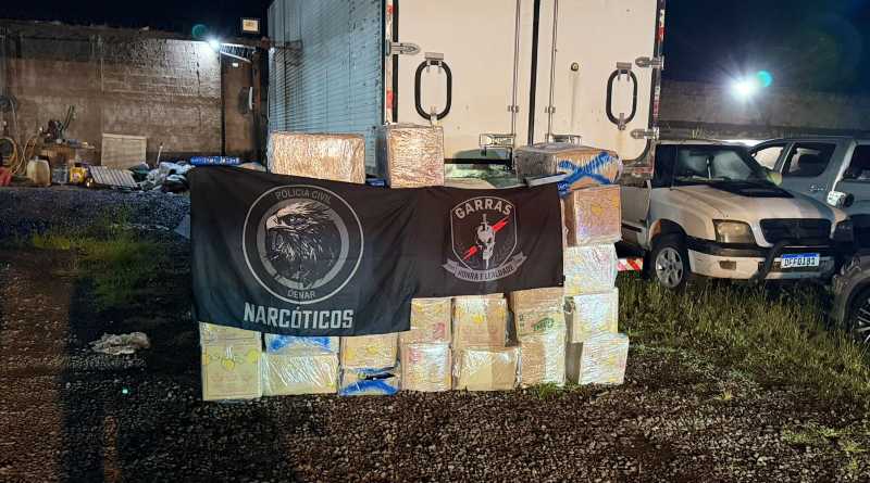 Polícia Civil apreende caminhão com 849 kg de maconha no Jardim Noroeste