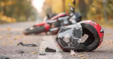 Homem sem CNH é levado à delegacia após acidente com motociclista