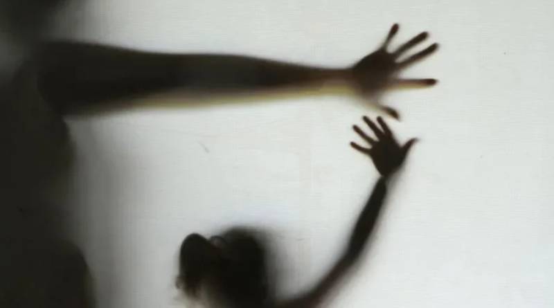 Homem é preso após agredir irmã durante discussão por dinheiro em Campo Grande